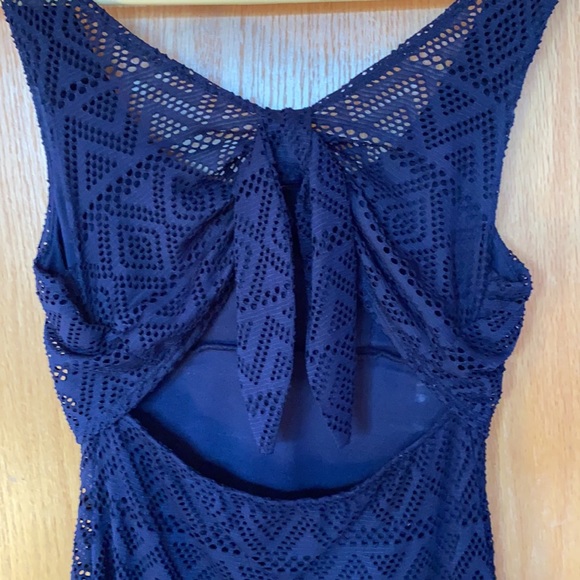 Dress - Picture 3 of 6